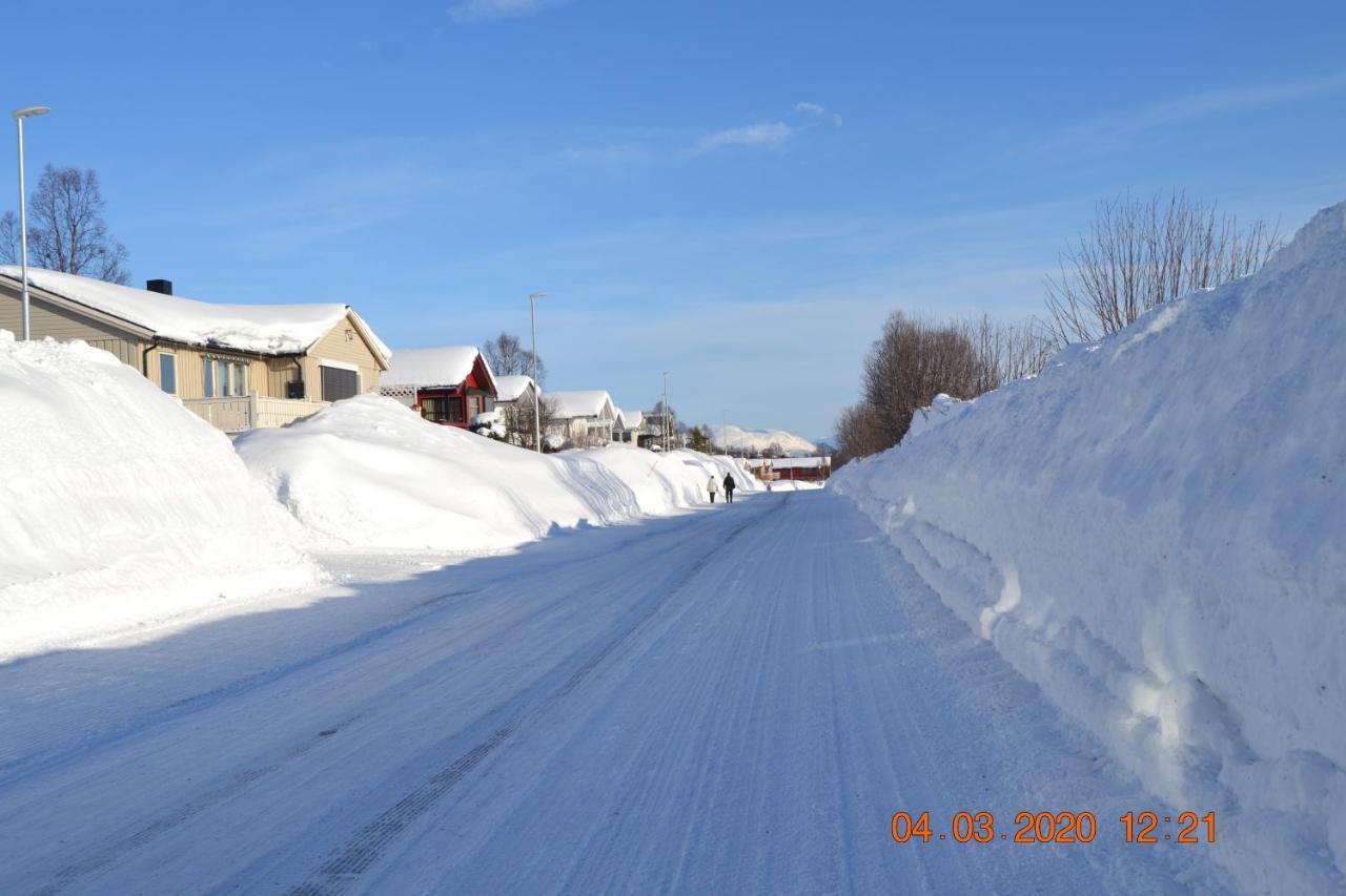 A Nice And Quiet Place Near To Trosmo City Apartment Tromso Exterior photo